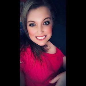 Meet your Posher, Kristen a.